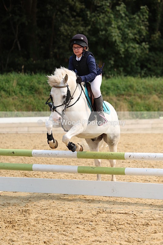 3E7A2768 - Class 10: Junior 60cm