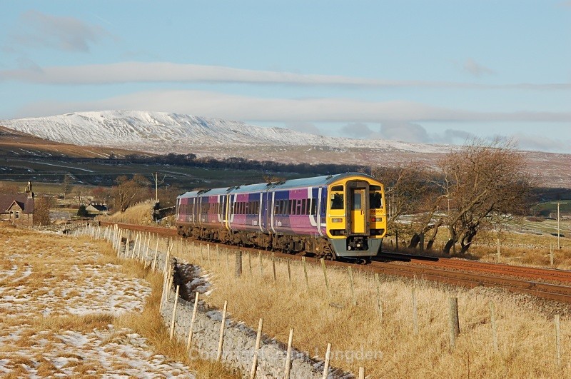 10.12.08 158844 & 158903 10.49 Leeds - Carlisle, Selside - Around Selside