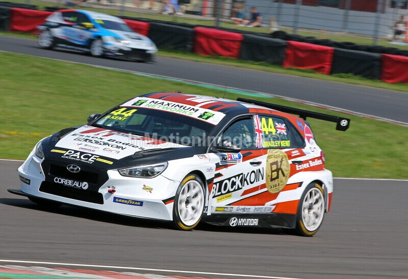  - TCT & TCR UK / VW Racing