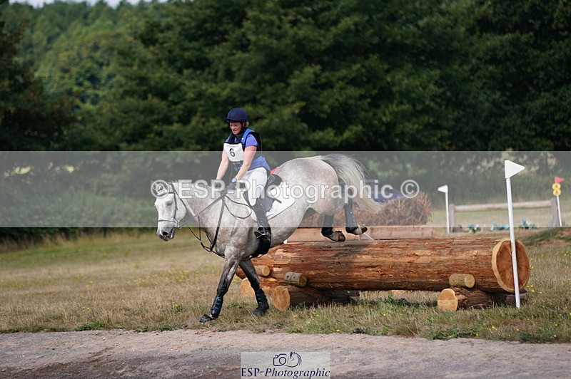 250802A-102834-01390 - A-006-Sarah.Morrison-QUALITY.STEP.ON