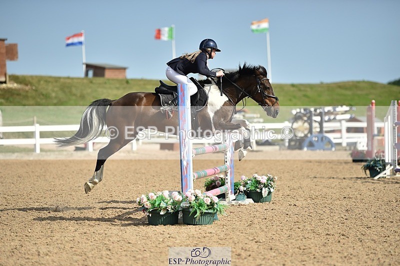 250628-171126-07024 - Cls 24 Pony Discovery & 90cm Open