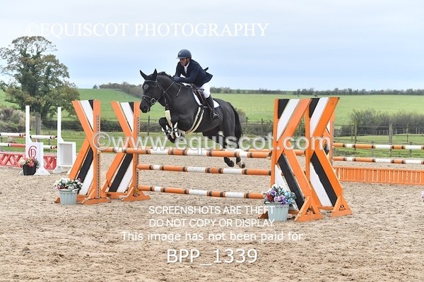 BPP_1339 - CLASS 16 SUN Senior Newcomers/ 1.10m Open