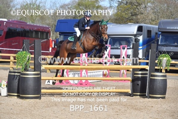 BPP_1661 - CLASS 18 SUN Senior Newcomers/ 1.10m Open