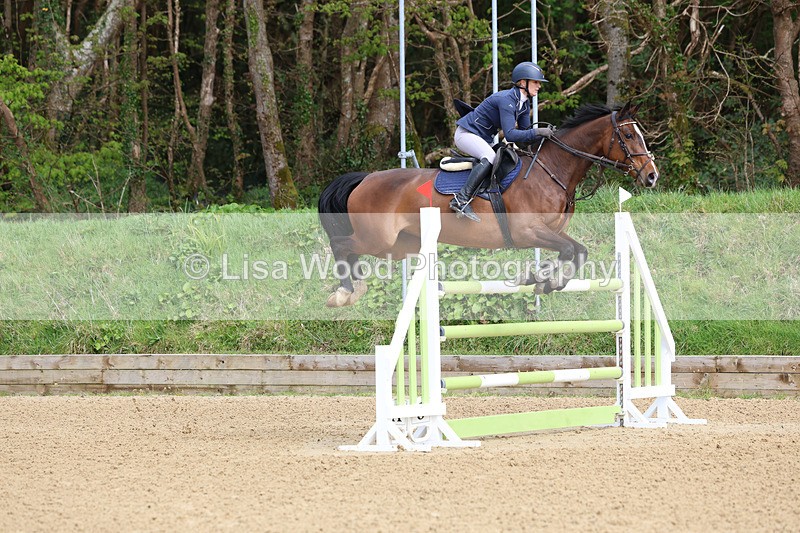 3E7A2399 - Class 9: Senior 1.30m open