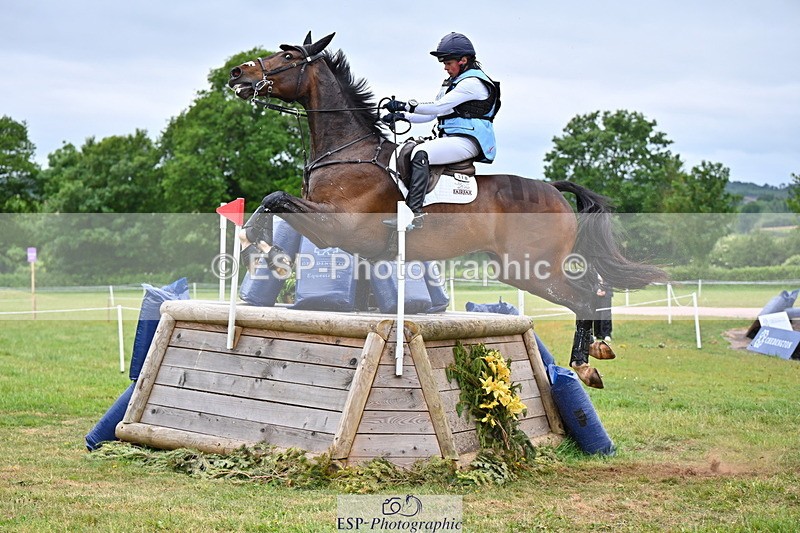 250524A-115930-10050 - B-310-Kitty.King-LISCARROW.FERNHILL