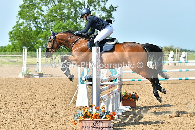 230609A-101503-00054 - Cls 1 Snr 1.05m & 1.10m Open