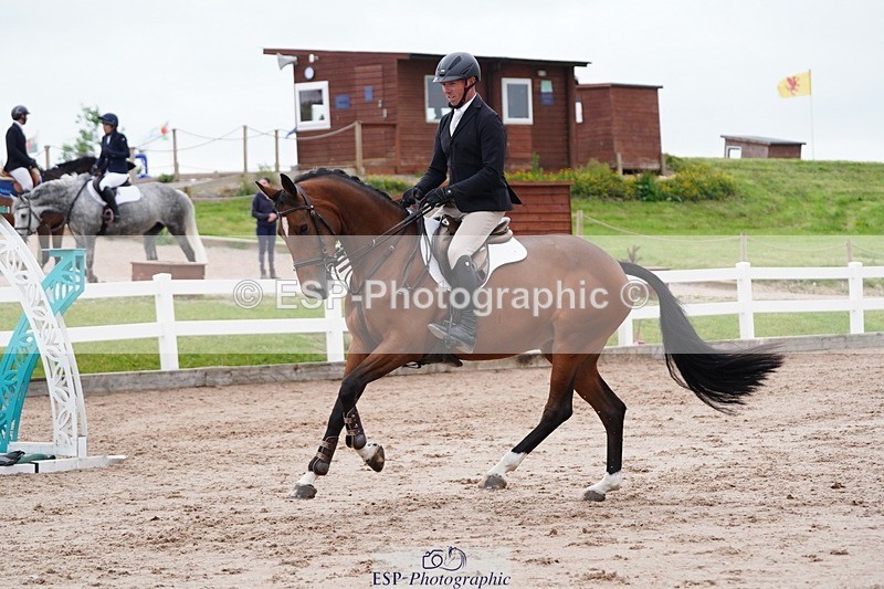 250524-121602-06564 - Cls 21 A&B Snr Disco & 1.00m Open