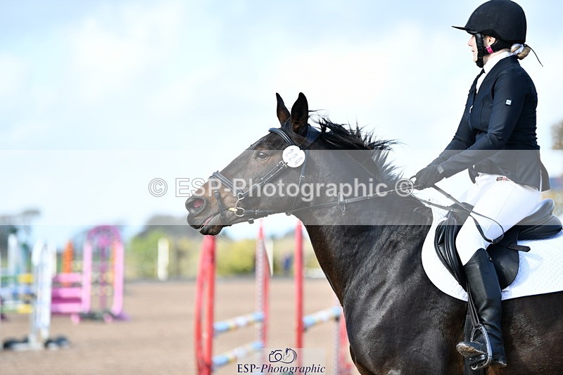 241026A-120012-01103 - SAT Cls 26+27 Club and Schools 90cm