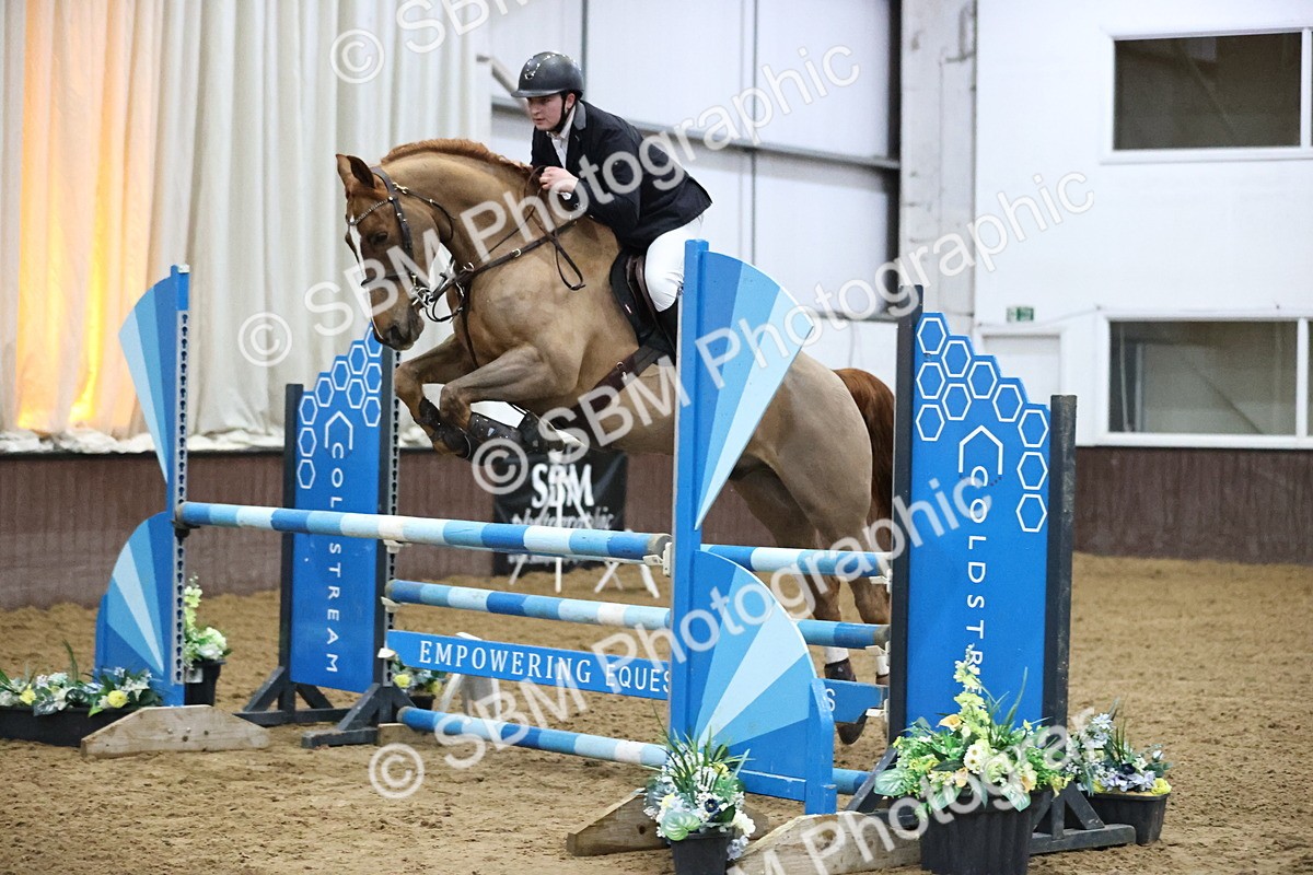 SBM_005336 - Class 17 - Senior Newcomers 1.10m