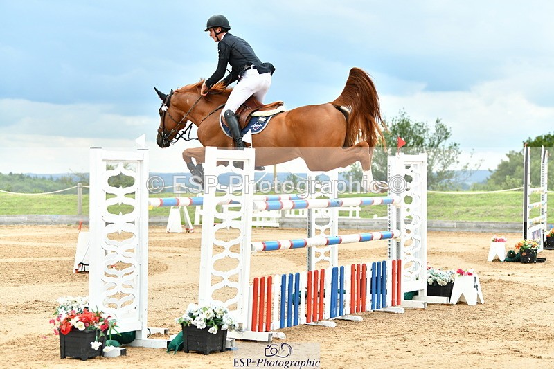 230720A-145816-03641 - Cls 9, 2 Star Big 1.40m Start to break