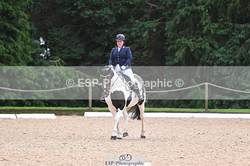 240809-115259-00616 - 228-Lauren.Picknett-Bonnie.V