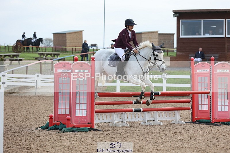 241101A-085513-00478 - FRI Cls 2 British Novice and 90cm Open