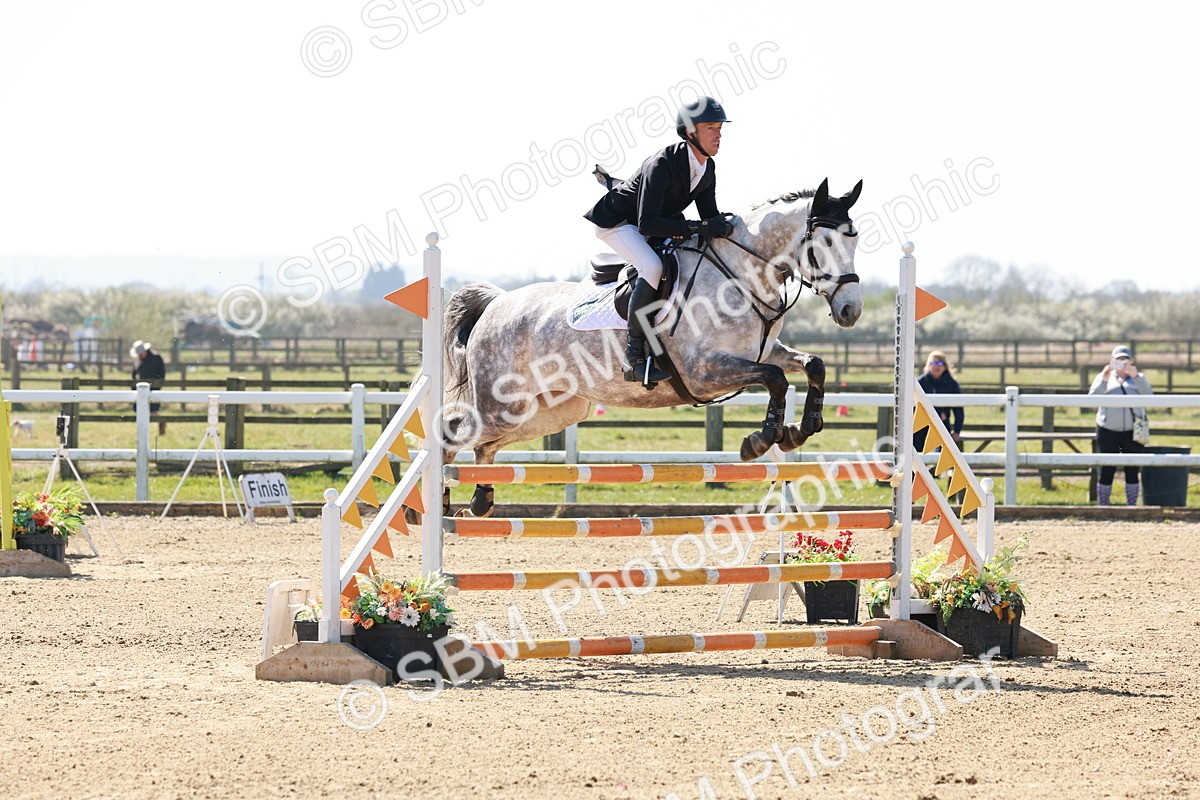 SBM_003920 - Class 16 - Senior 1.05m