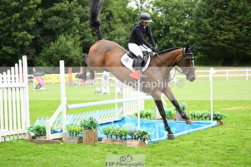 250705A-123005-14704 - Cls 30 Snr Foxhunter 2nd Round