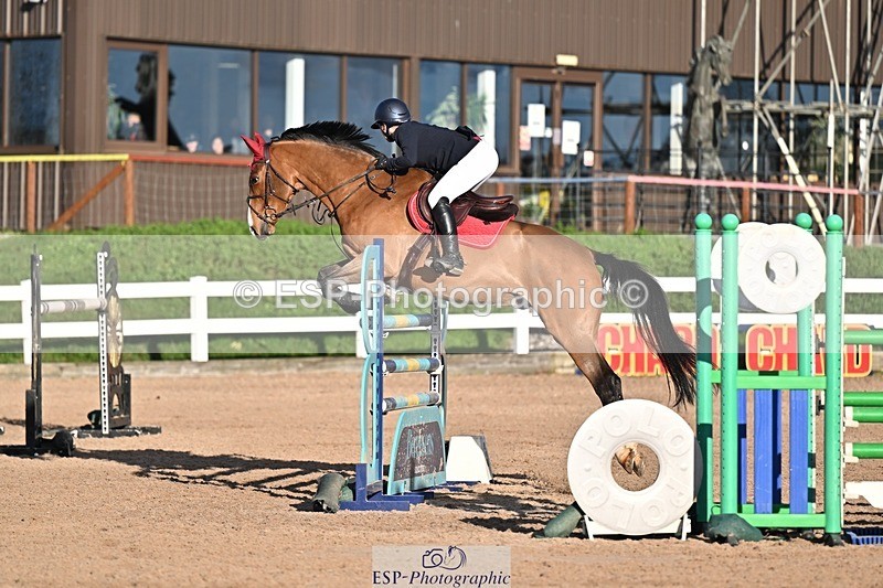 251119-141403-00522 - Cls 5 Foxhunter and 1.20m Open