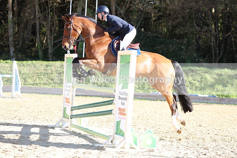 3E7A5715 - Class 7: Senior Newcomers/1.10m open