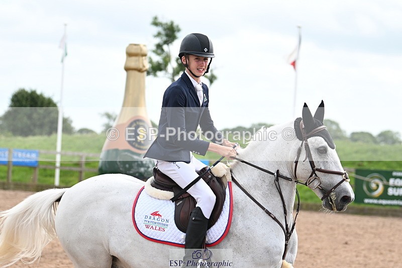 240630A-142250-14128 - Cls 25 HOYS 138cm Qualifier