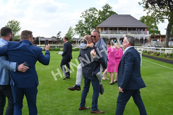 yr10062022r7-39 - Race 7 5.10pm Andy Thornton Hospitality Furniture Stakes