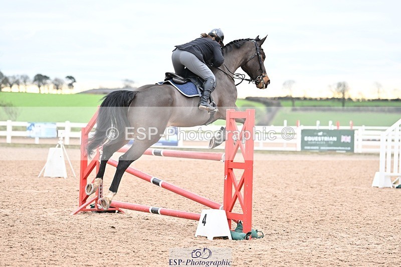 250112-134104-01537 - Cls 20 Newcomers and 1.10m Open