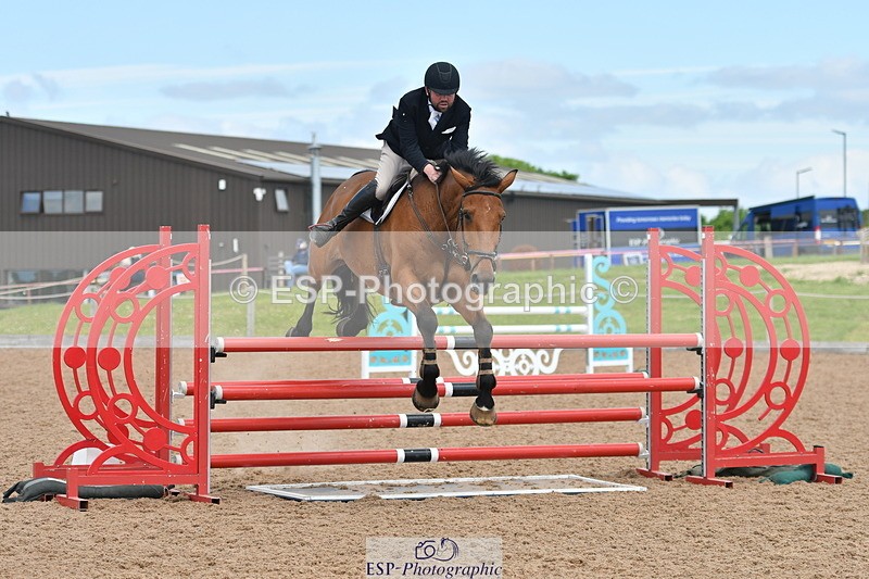 240609A-112414-04550 - Cls 17 Snr 1.05m Open