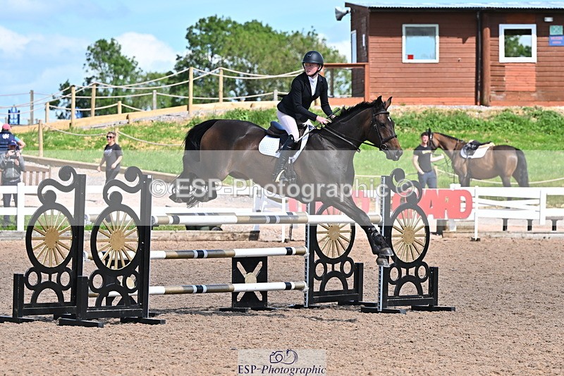 240619A-155145-01016 - Cls 5 Snr Foxhunter and 1.20m Open