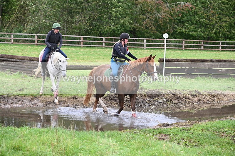 WJ6_4574 - Time at Photographer 11:57 to 12:14