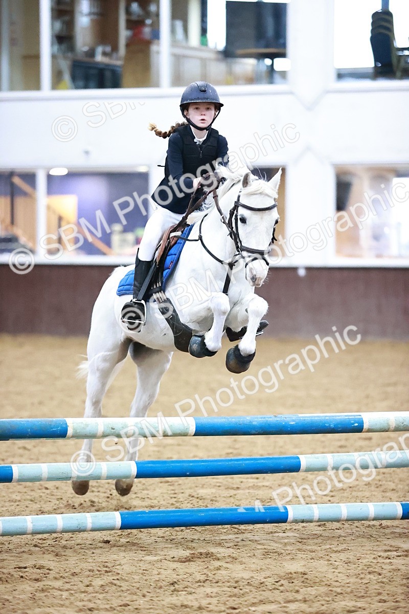 SBM_000154 - Class 1 - Pony Intro 70cm