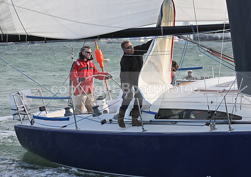 130601 GBR3950R WT7A7395 - ROUND THE ISLAND RACE - 1st June 2013