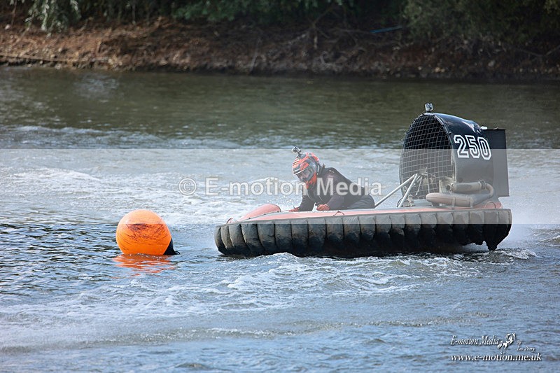 HCWC 230826 545 - Hovercraft W C Race Day 3