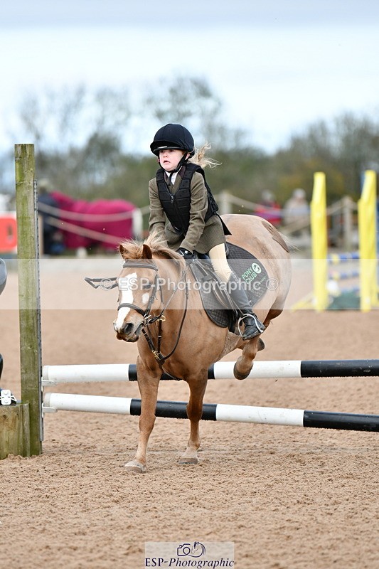 241027A-091219-01743 - SUN Cls 18 Clear Round 50cm