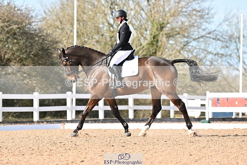 240324A-144420-04082 - Novice 27, 14.30 to 15.25