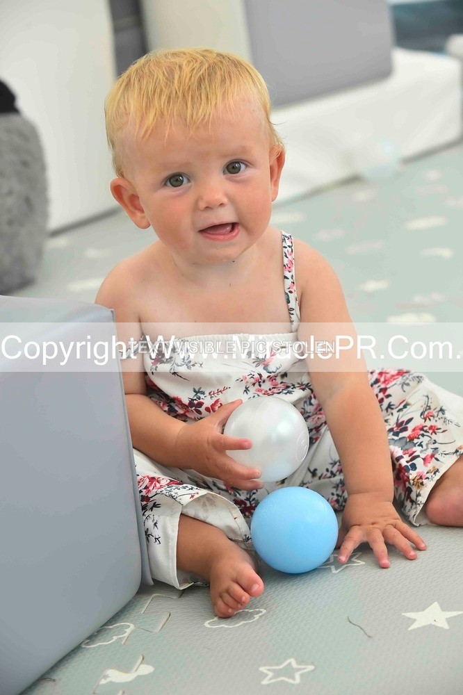 SH4_2072 - Bonny baby competition.