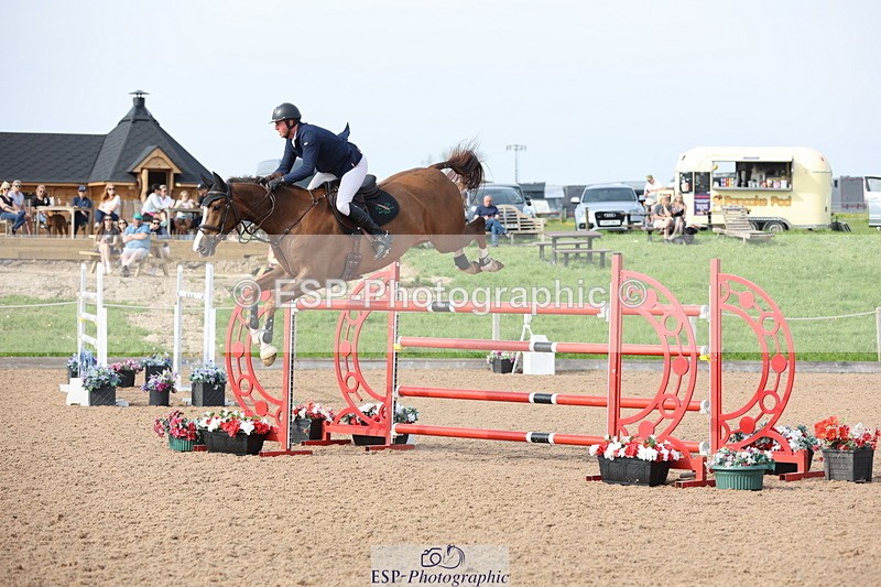 240511A-170132-15148 - Cls 38 National 1.40m Open