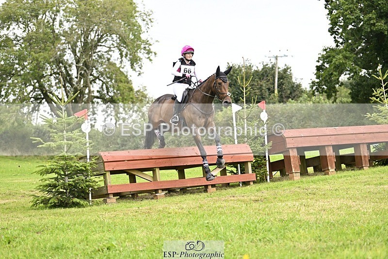 240831A-130921-02510 - 066-Catherine.Van.Randwyck-BALLYLENNON.SAMBUCA