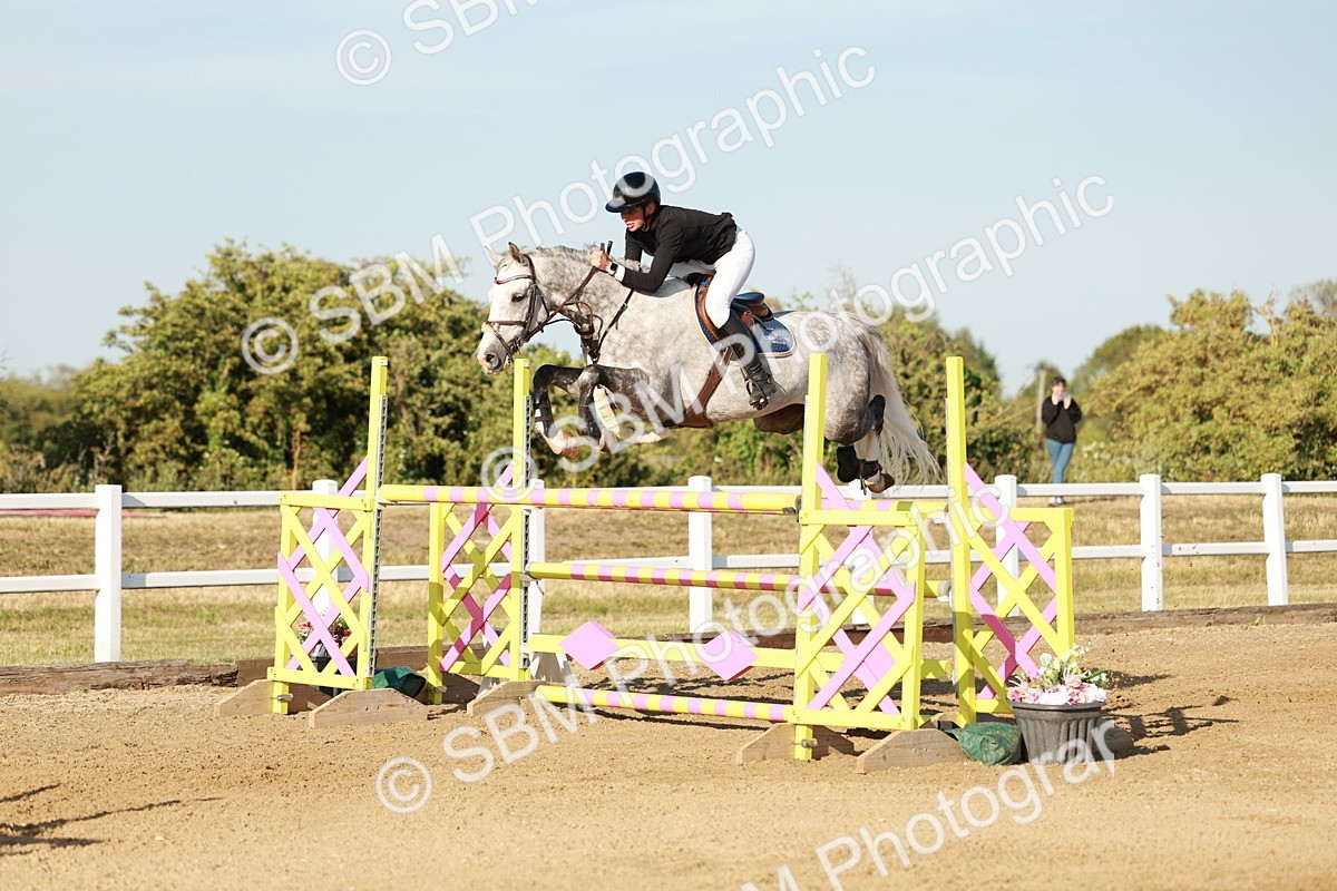 SBM_008826 - Class 6 - National 1.30m 1.40m Open Handicap