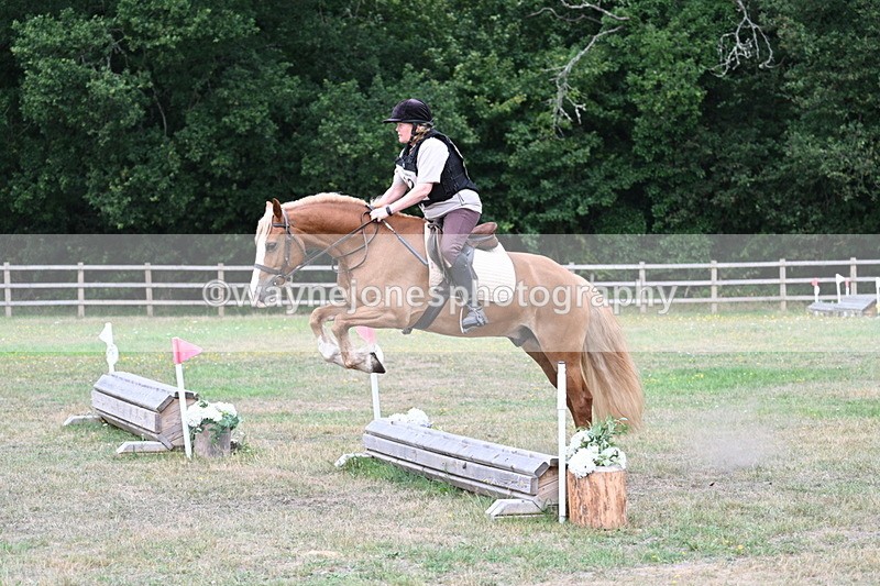 WJ7_0266 - XC Time 10:05 to 12:27