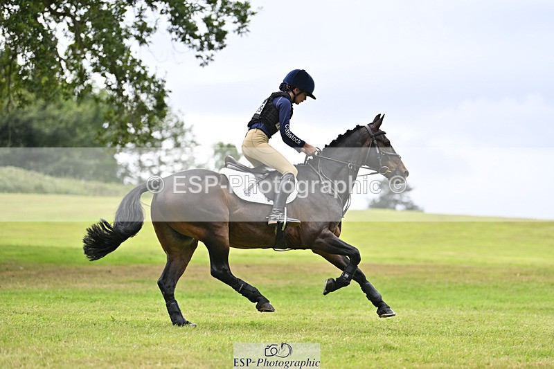 240825X-160910-36196 - 80cm XC 15.30 to 16.30