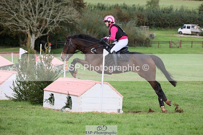 231021-134640-17171 - 439-SNOW.STOPPIN.HIM-Abby.James-SC+XC