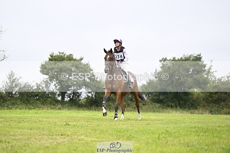 240831A-153944-05008 - 274-Becca.Robinson-VINNIE.SPARKLES