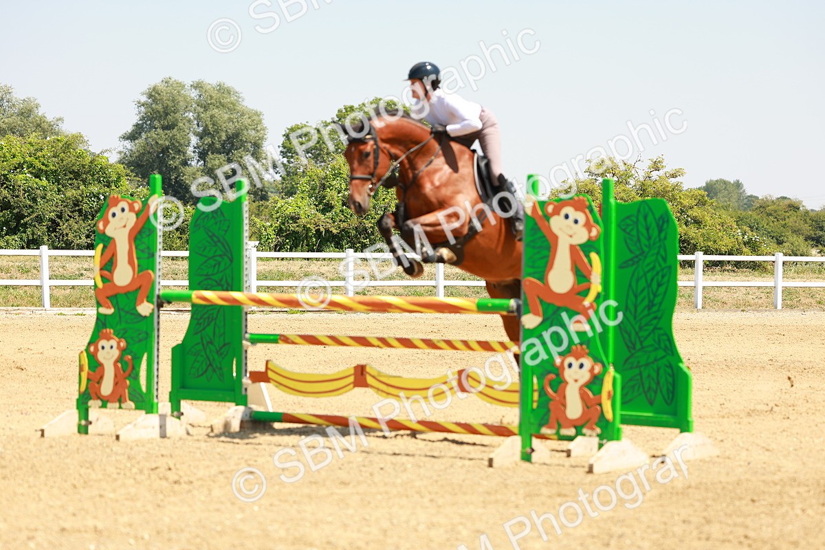 SBM_001568 - Class 4 - Senior Newcomers - 1.10m