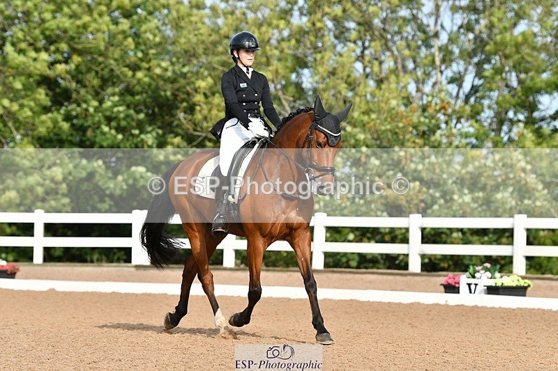 250906-093249-00369 - 040-Rianne.FultonSunset.Mojito