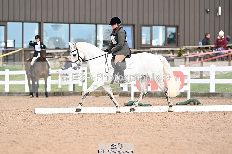 240324A-123341-02642 - Novice 27, 12.30 to 13.50