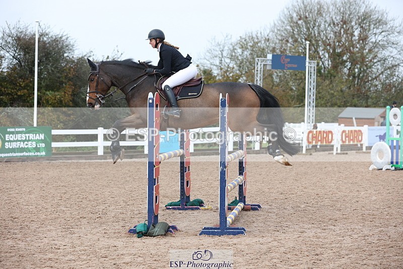 231112A-123532-04073 - Cls 19 Snr 1.05m Open