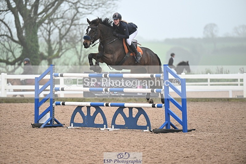 241102A-143448-05646 - SAT Cls 16 Winter 1.25 Jump Off