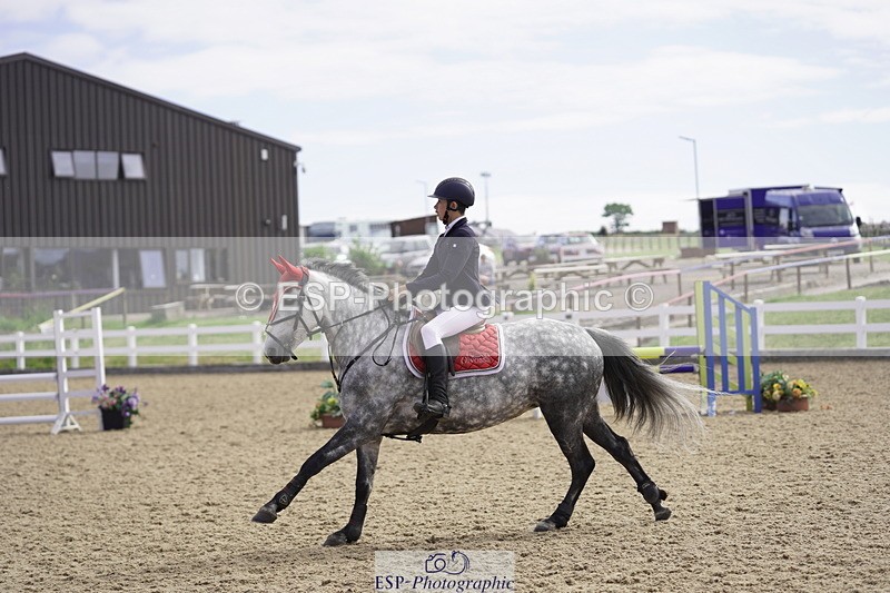 230624A-092506-00696 - Cls 21 British Novice & 80cm Open