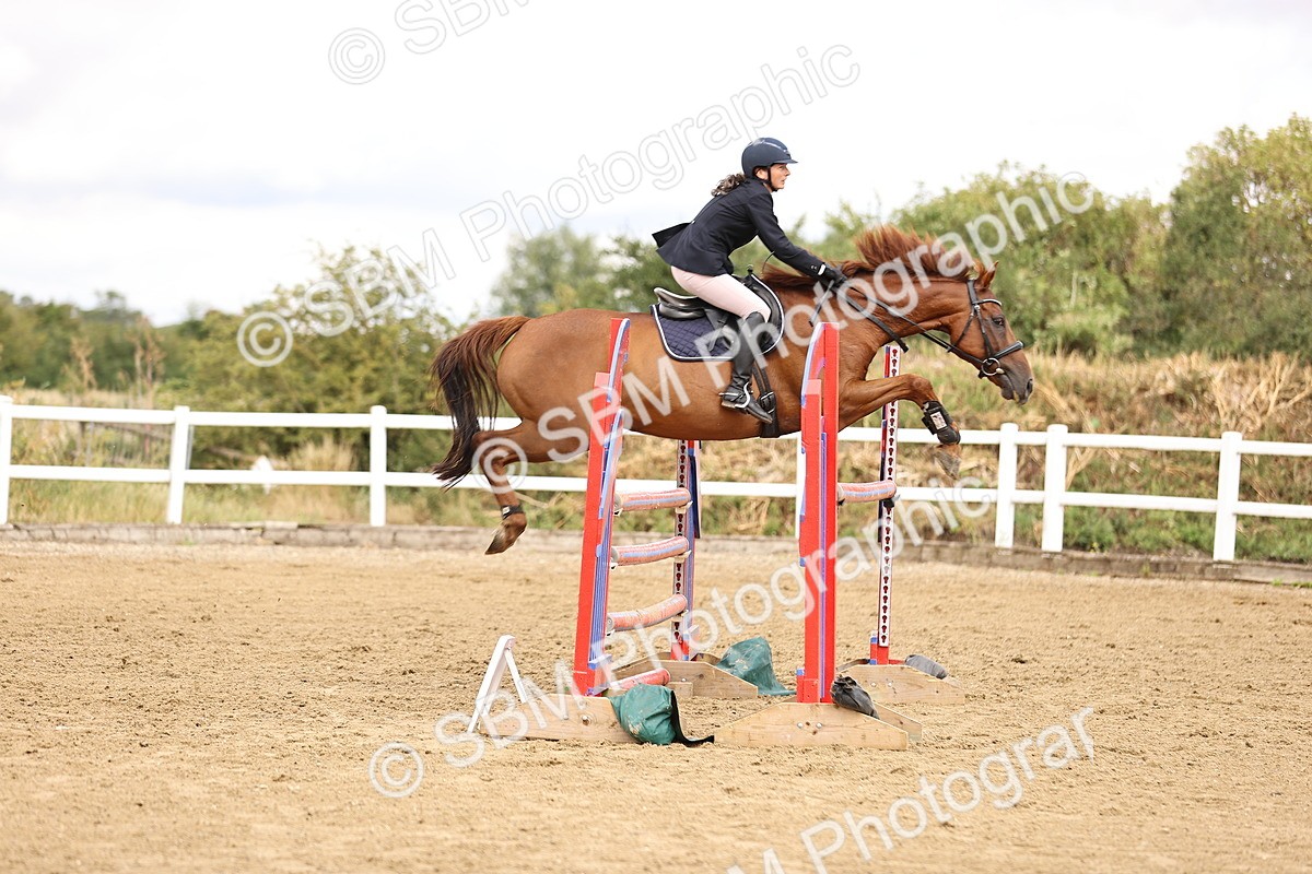 SBM_026835 - Class 13 - Senior Newcomers - 1.10m