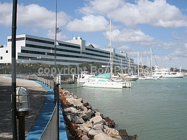 061216 Marina Park Hotel Recife - ATLANTIC CROSSING 2006