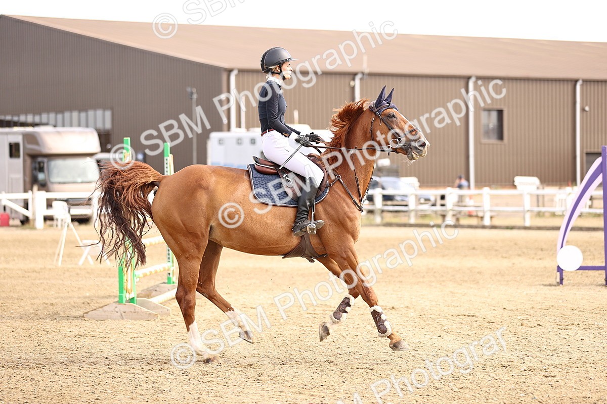 SBM_001527 - Class 6 - Senior Newcomers 1.10m