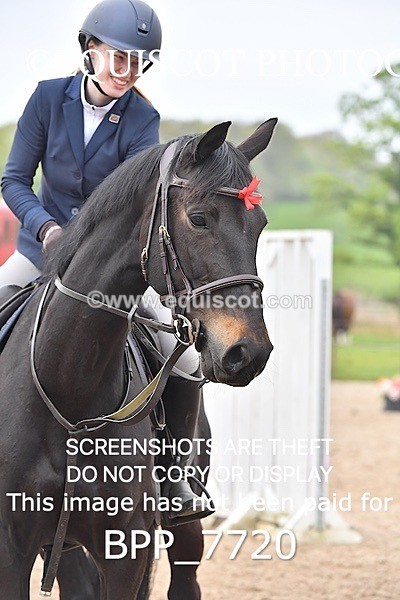 BPP_7720 - CLASS 14 SAT Senior BritiNovice/ 90cm Open