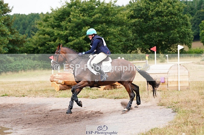 250803A-134008-13971 - M-564-Selina.Milnes-OBLENSKY'S.HEARTBREAKER